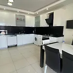 Apartmán Spacious 4 1 Penthouse With Full Facilities, 500m To The Sea, Avsallar Alanya