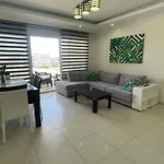 Spacious 4 1 Penthouse With Full Facilities, 500m To The Sea, Avsallar Apartmán
