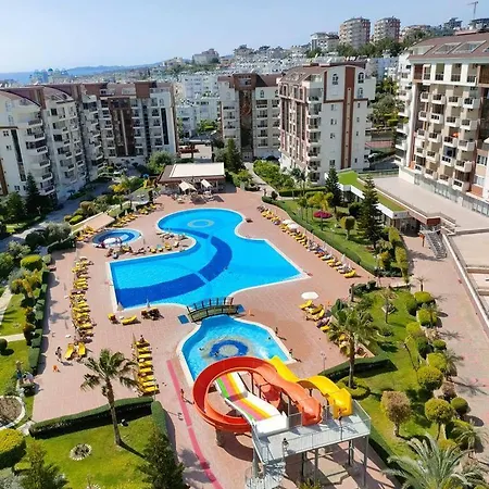 Spacious 4 1 Penthouse With Full Facilities, 500m To The Sea, Avsallar Apartment Alanya