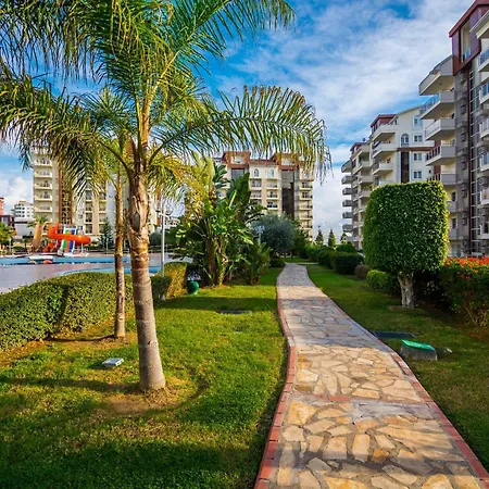 Spacious 4 1 Penthouse With Full Facilities, 500m To The Sea, Avsallar Daire Alanya