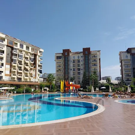 Apartmán Spacious 4 1 Penthouse With Full Facilities, 500m To The Sea, Avsallar