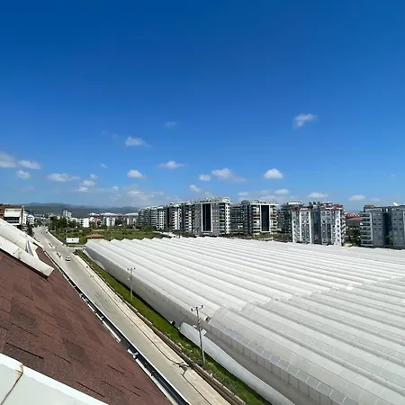 Spacious 4 1 Penthouse With Full Facilities, 500m To The Sea, Avsallar אלאניה